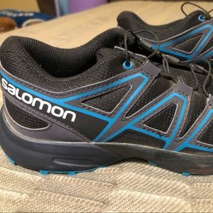 Salomon Youth Hiking Shoes Size 4